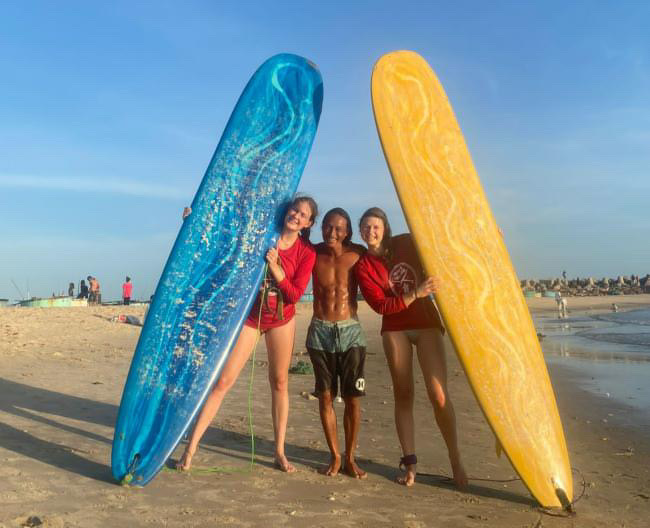 Group Surfing Lesson Mui Ne